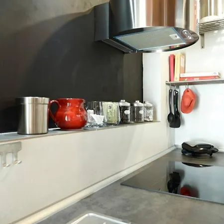 Otomo'shome_love Is On The Roof! For Big Groups Apartment Florenz